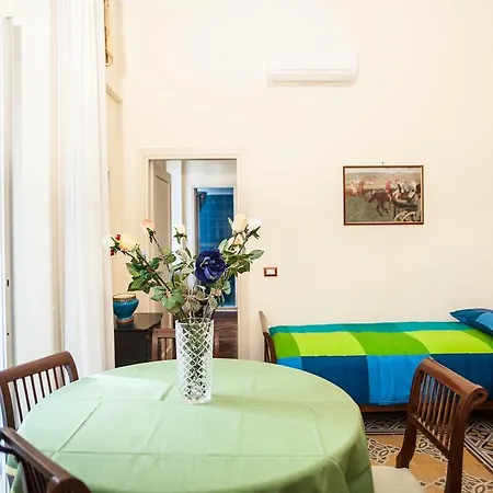 Partenope Sea View Apartment